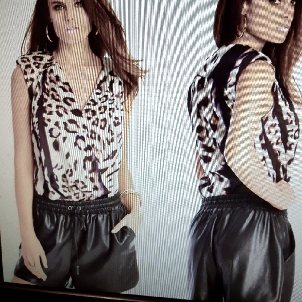 GUESS BY MARCIANO EXOTIC SHADOW-PRINT BODYSUIT TOP